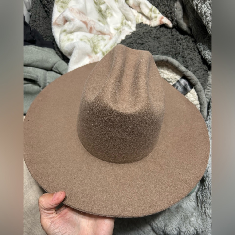 Keyone hat tan size small fedora - Picture 3 of 4